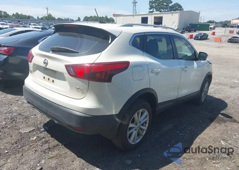 2017 Nissan Rogue Sport Sv z USA, uszkodzony, nr VIN JN1BJ1CP2HW024042